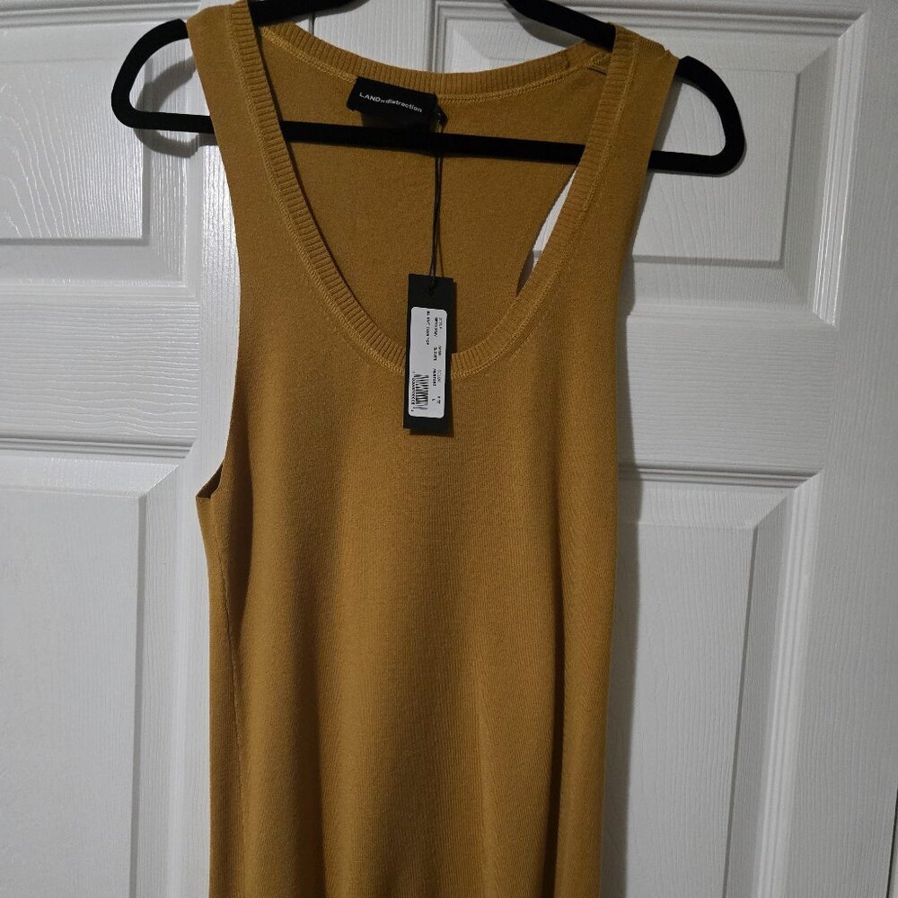 LAND of distraction Tank Top